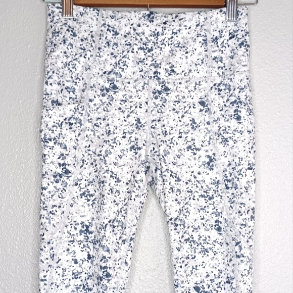 Athleta Abstract Printed Ankle Length Leggings - Picture 3 of 11